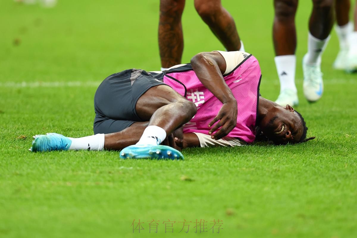 卡马文加谈伤情-膝盖有点疼 周三上午将接受检查